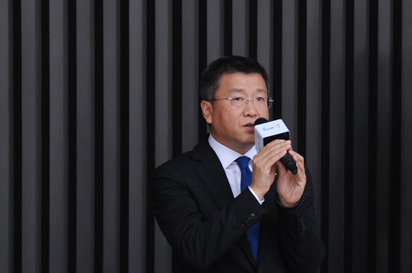 雅昌文化集团董事长万捷致辞