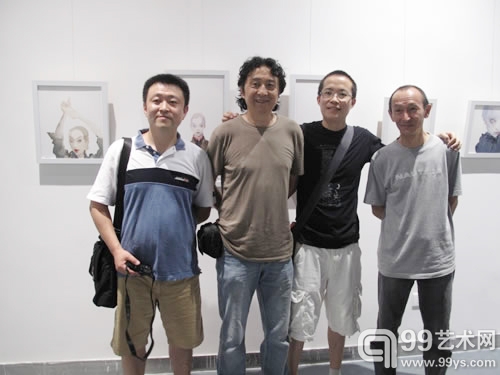 “仲夏十夜”艺术展 何多苓师生