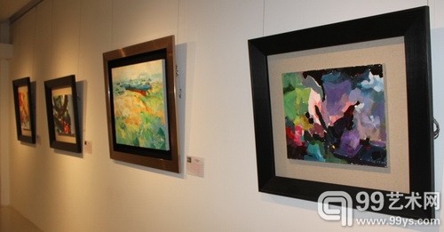 风颜峰语——2011肖峰油画作品展华美登陆北京视觉经典美术馆