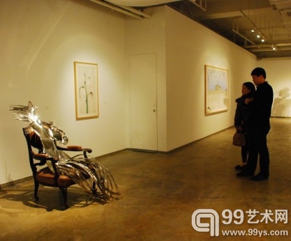 夏阳油画雕塑展亮相大未来林舍画廊