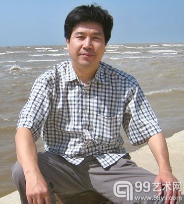 福建职业艺术学院副院长、美术系教授周向一