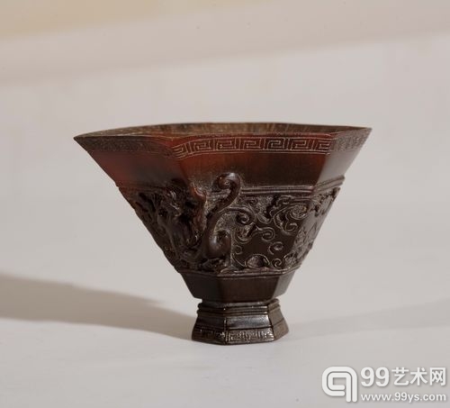 清 六方螭龙犀角杯