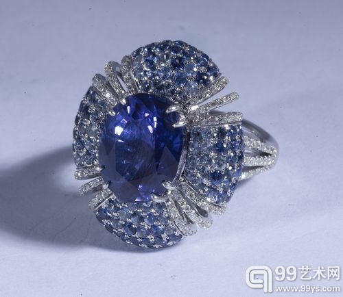 天然变色蓝宝钻石18K白金戒指