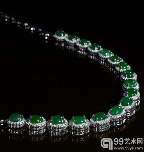 翡翠钻石18K白金项链