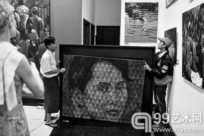 “河流画廊”展示一幅以昂山素季为主题的作品