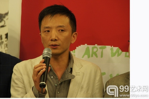美术报艺术节总策划人谢海
