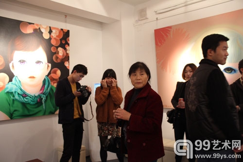 “瞳镜—瞿榕作品展”展览现场