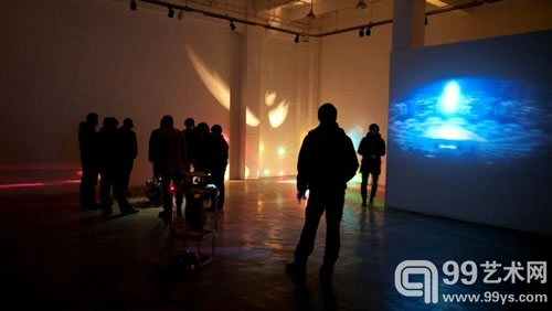 《作为背景音乐的批评》展览现场