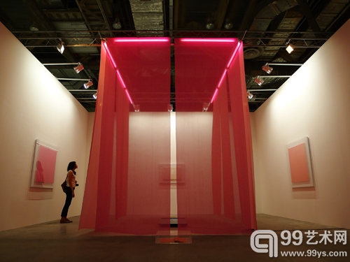 指印2012.1.10.(装置)，丝绸、宣纸、显示器