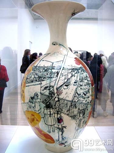 敏感孩子的困境——艺术家雷森·佩里和他的作品《花瓶》，2003
