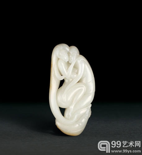 吴德昇 和田玉籽料相拥把件 10.2×5.1×2.0cm 149g