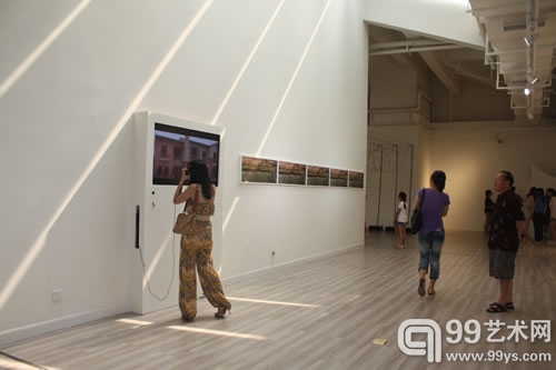 2012青年艺术家实验季第一回展现场1