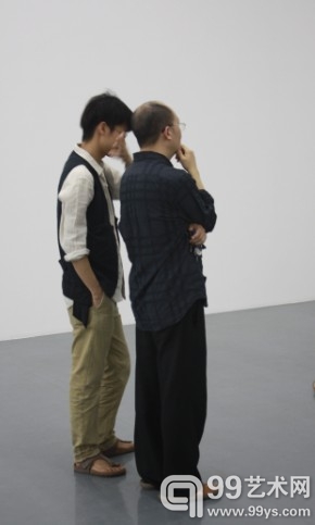  胡向前及王思顺双个展