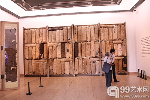 土语——2012李向明艺术展现场