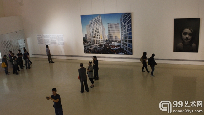“新世纪影像十年展”-展览现场