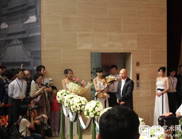 李象群.jpg