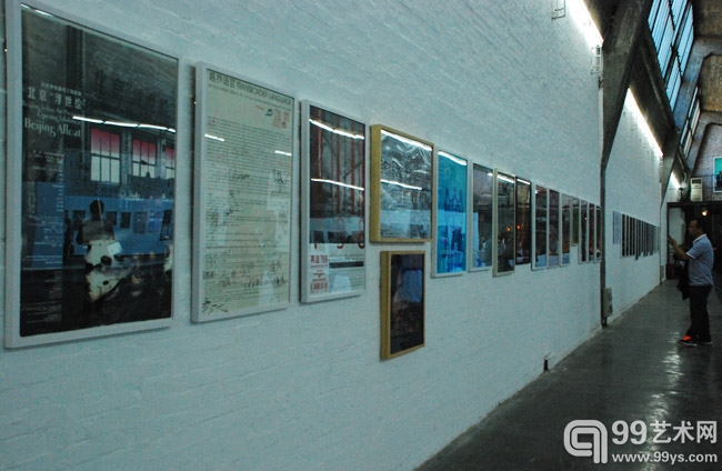 798十年海报展展览现场展出作品