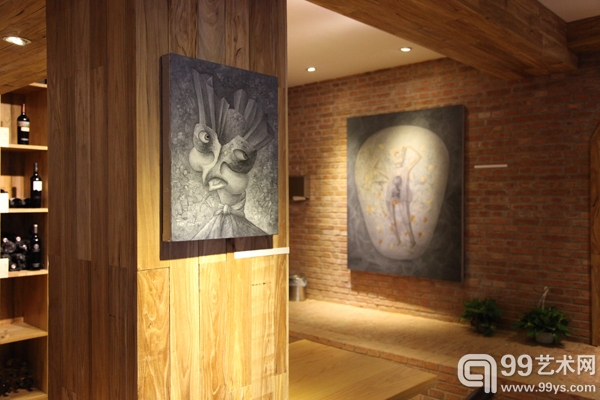 “翼翼飞鸾——冯贵林2012绘画展”展览现场