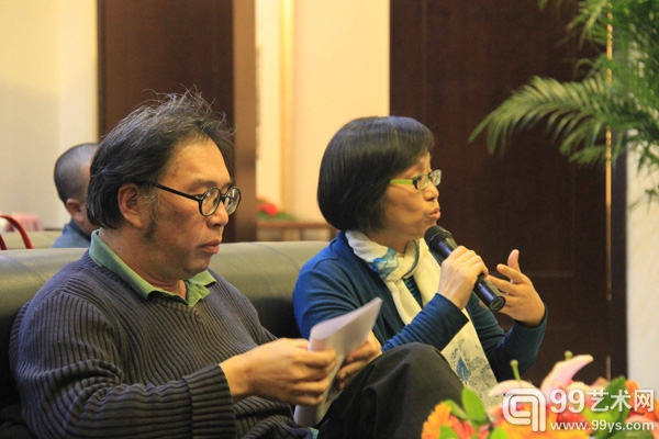 左起-著名诗人西川-中央美术学院教授江黎.jpg