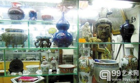 广州很多店家都是兼卖观音像，很少有专门的店