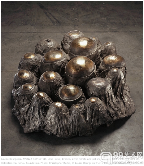 路易斯·布尔乔亚作品《重访阿温扎》（1968-1969）（林冠艺术基金会收藏）