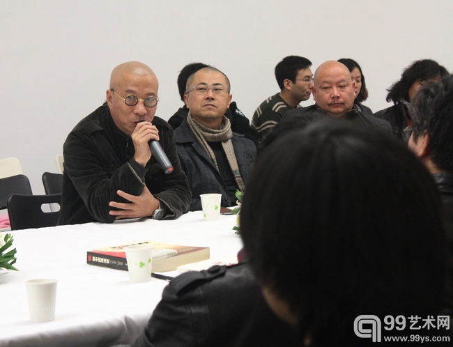 邹跃进美术理论与批评文集《立场》首发式暨研讨会现场：邹建平发言