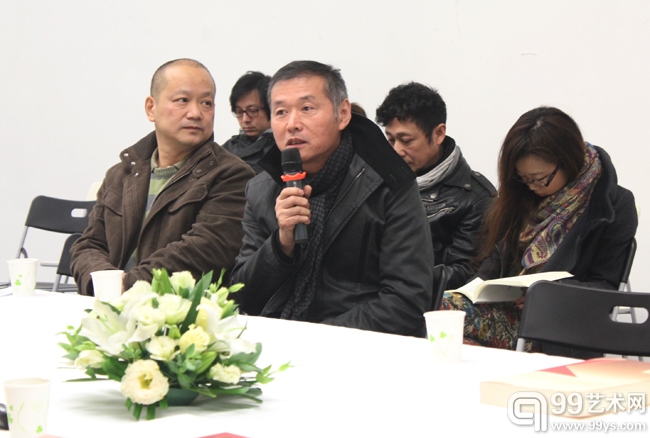 邹跃进美术理论与批评文集《立场》首发式暨研讨会现场：嘉宾发言
