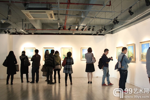 “世界的重量”展览现场