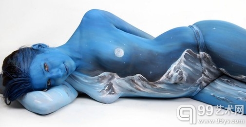 星空下的群山