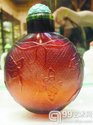 黑冠宇：鼻烟壶间的岁月