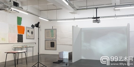 丘耶勒·图林克斯（Joelle Tuerlinckx）回顾展布鲁塞尔开幕