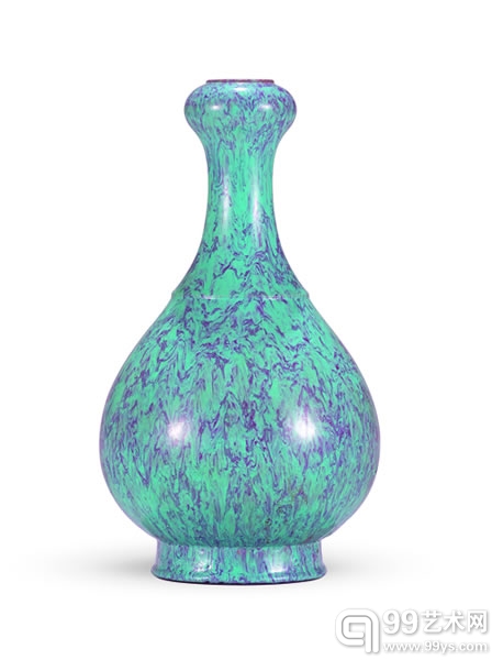 Lot229 清雍正 炉钧釉蒜头瓶 高 25.7cm