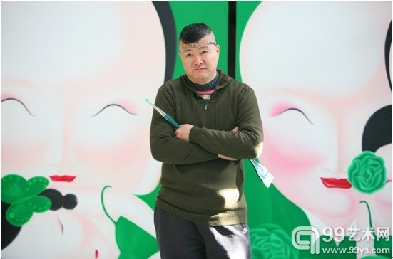 当代艺术家童振刚