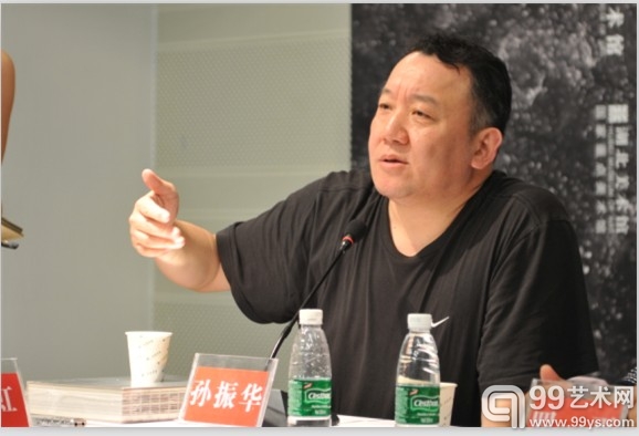 策展人孙振华