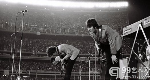 披头士乐队1965年纽约谢伊体育场演唱会珍贵照片