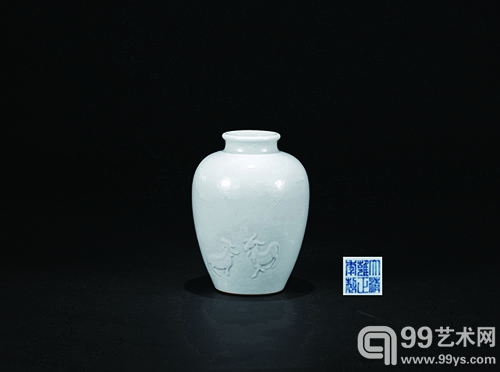 泓盛2012秋拍“炉钧釉蒜头瓶”该不该漏？