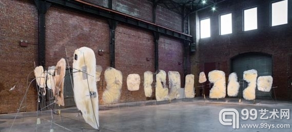 奈丽·巴格拉米恩（Nairy Baghramian）个展近日纽约开幕