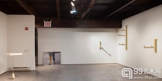 奈丽·巴格拉米恩（Nairy Baghramian）个展近日纽约开幕