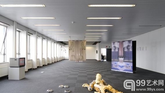 “The Long Leash”群展近日布鲁塞尔开幕