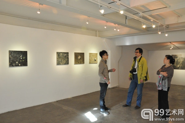 “半空之间——黎小杰绘画作品展”现场