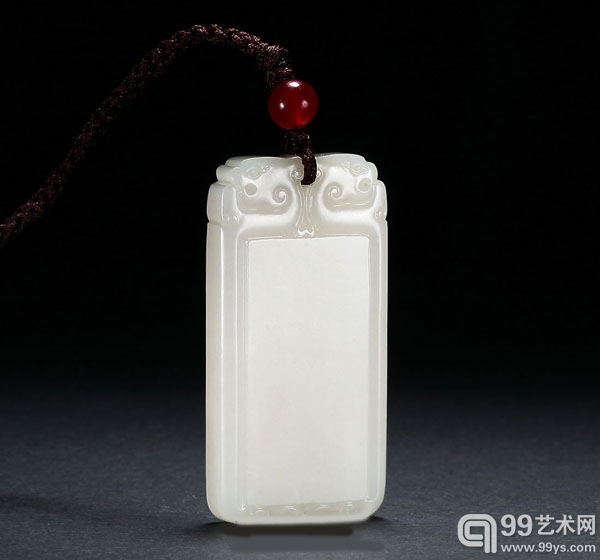 无底价门槛低 拍卖会现场爆满