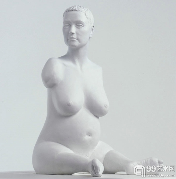 马克·奎恩作品《怀孕的艾莉森·拉帕》
