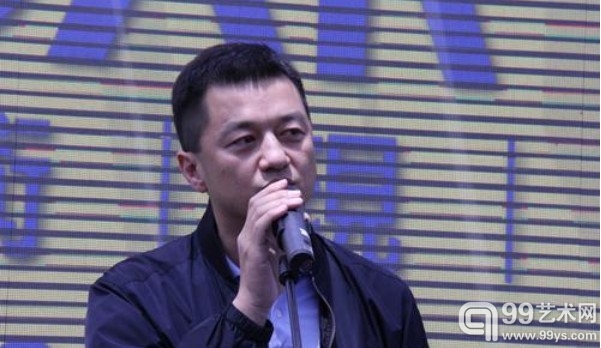 李亚鹏在COART亚洲青年艺术现场 