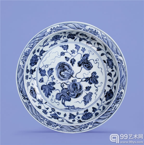 明永乐 青花瓜果纹折沿盘