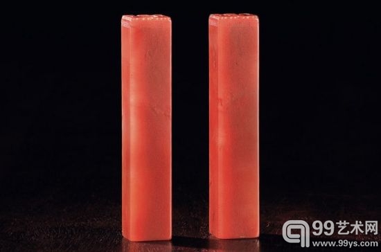 福建东南春拍精品：李红善伯洞石夔龙纹博古对章