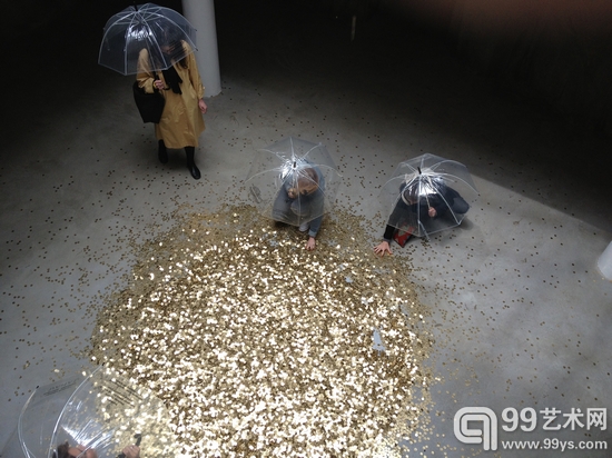 艺术家Zakharov在俄罗斯馆的作品