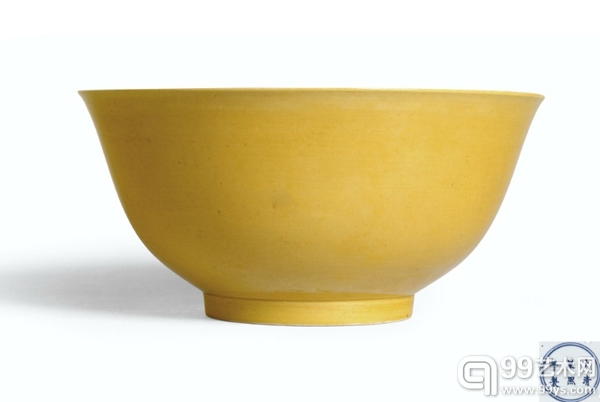 清康熙 黄釉撇口大盌 《大清康熙年制》款 31.5cm