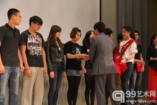 2013“鲁美杯”全国大学生微电影大赛颁奖典礼鲁迅美术学院隆重举行 