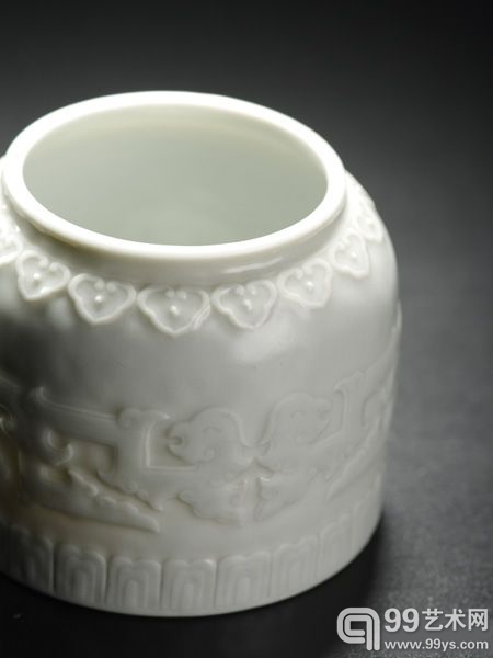 西泠拍卖2013春拍文房清玩：古玩杂件专场部分瓷器精品