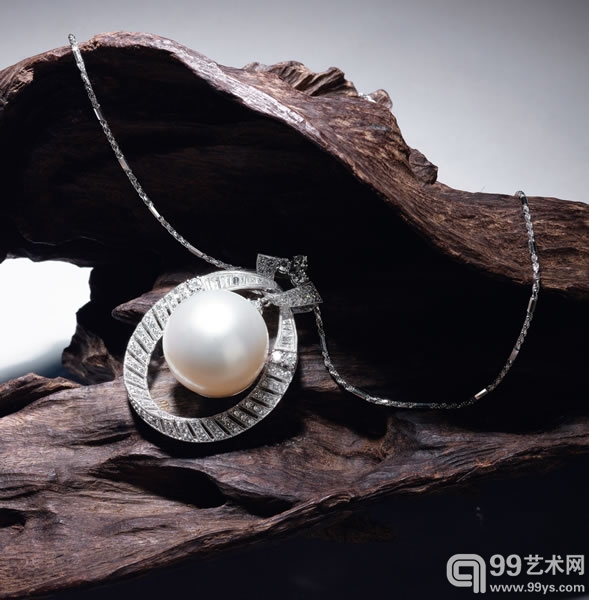 19.19毫米特大南洋珍珠18K金镶钻吊坠